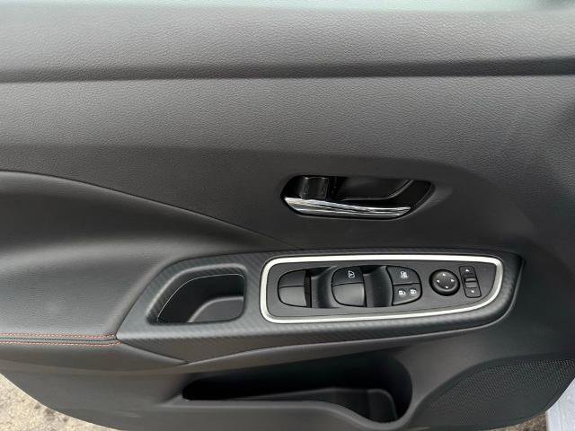 New 2025 Nissan Versa SR w/ Trunk Package image 19