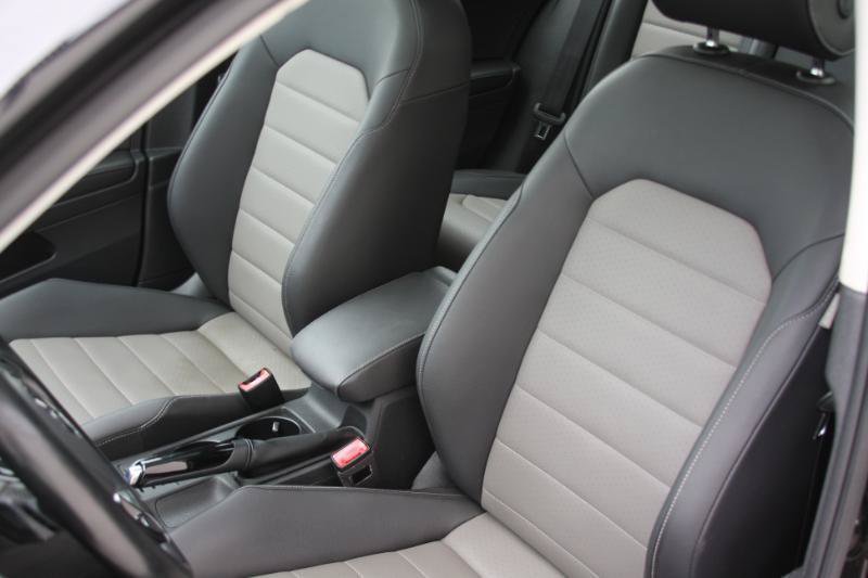 Used 2015 Volkswagen Golf TDI SEL FWD image 31