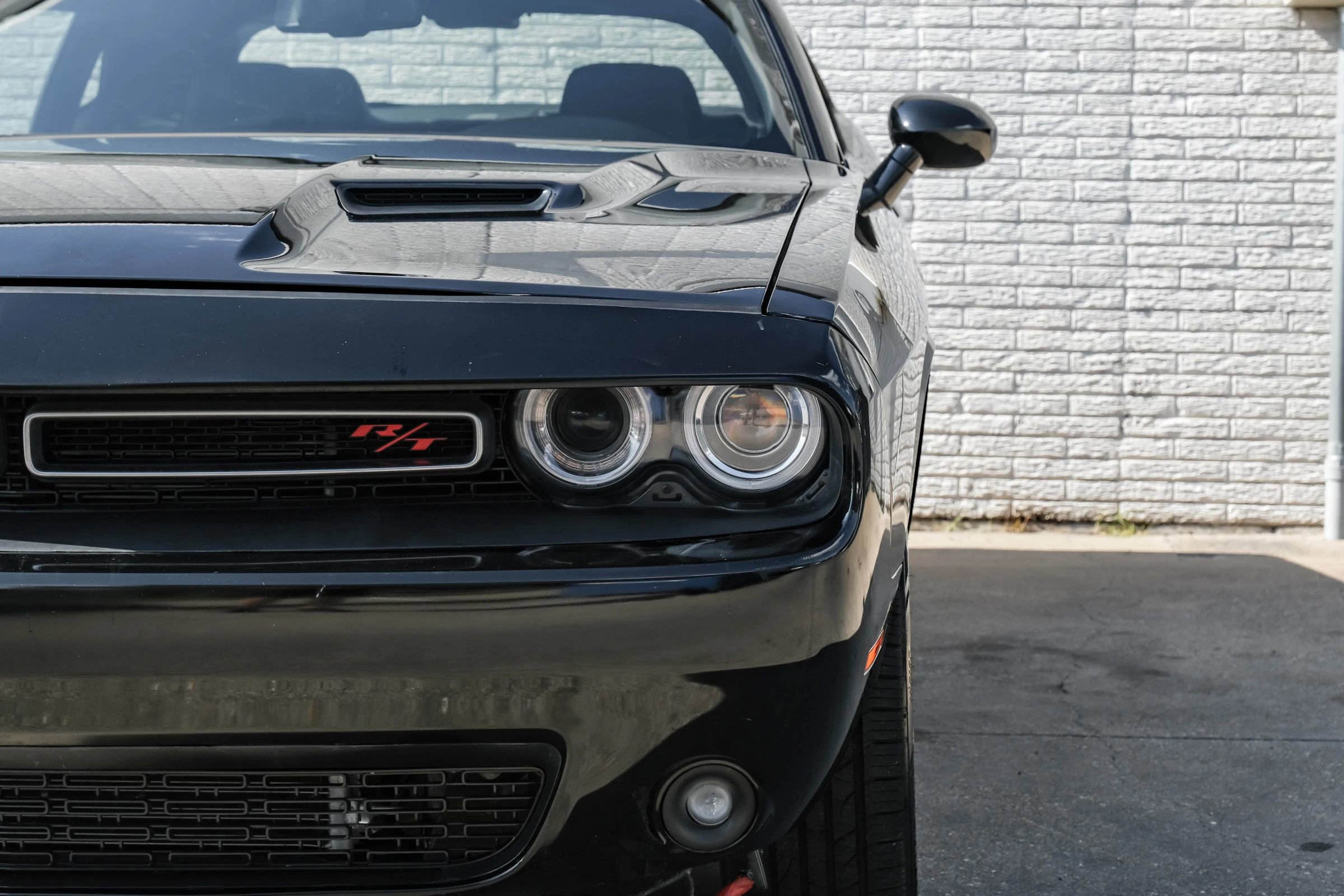Used 2018 Dodge Challenger R/T RWD image 37