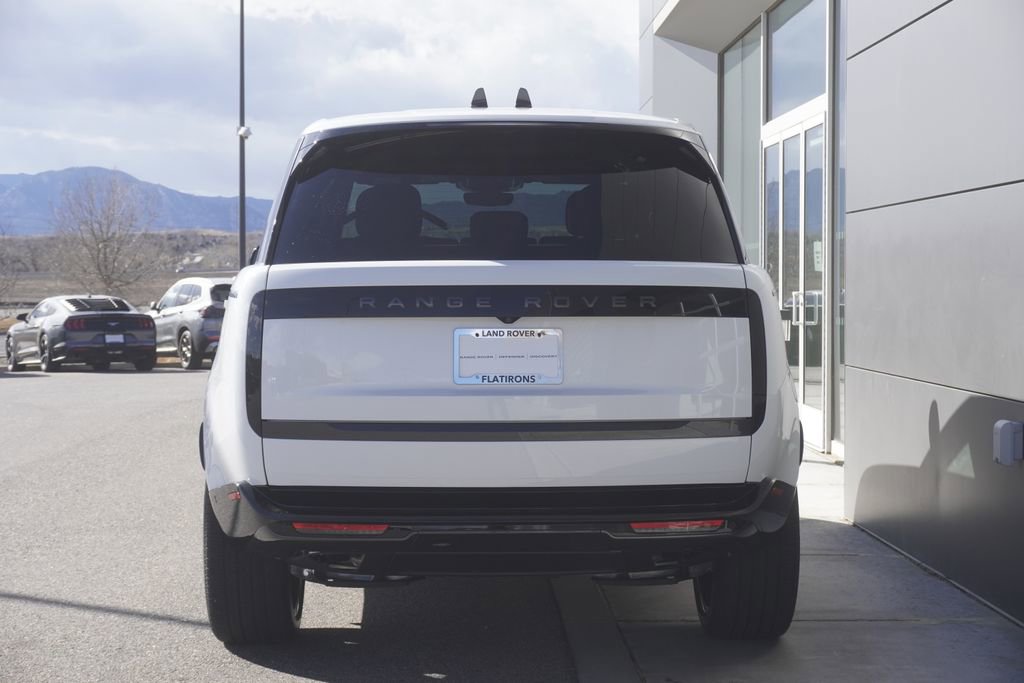 New 2026 Land Rover Range Rover Long Wheelbase SE AWD/4WD image 6