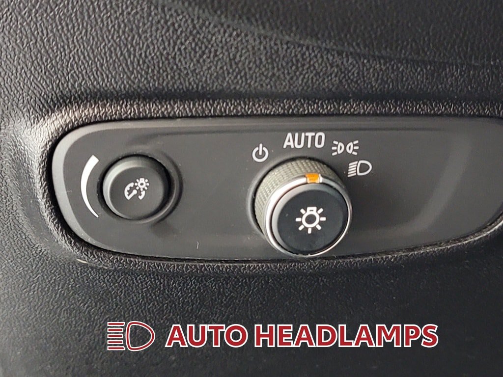Used 2019 Chevrolet Equinox LT FWD image 24