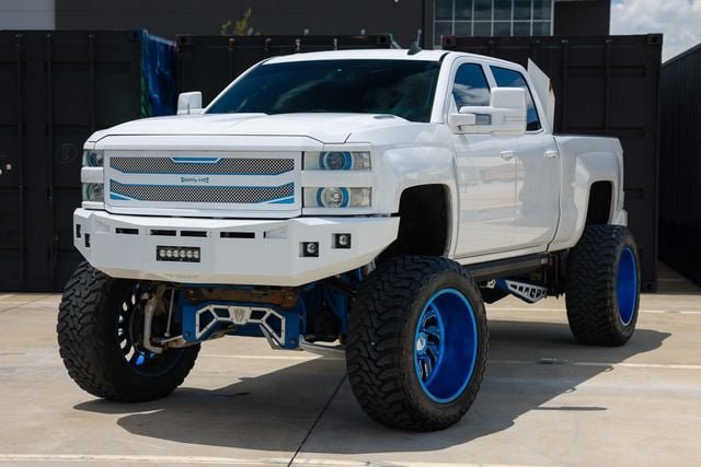 Used 2015 Chevrolet Silverado 2500 LTZ w/ Duramax Plus Package AWD/4WD image 1