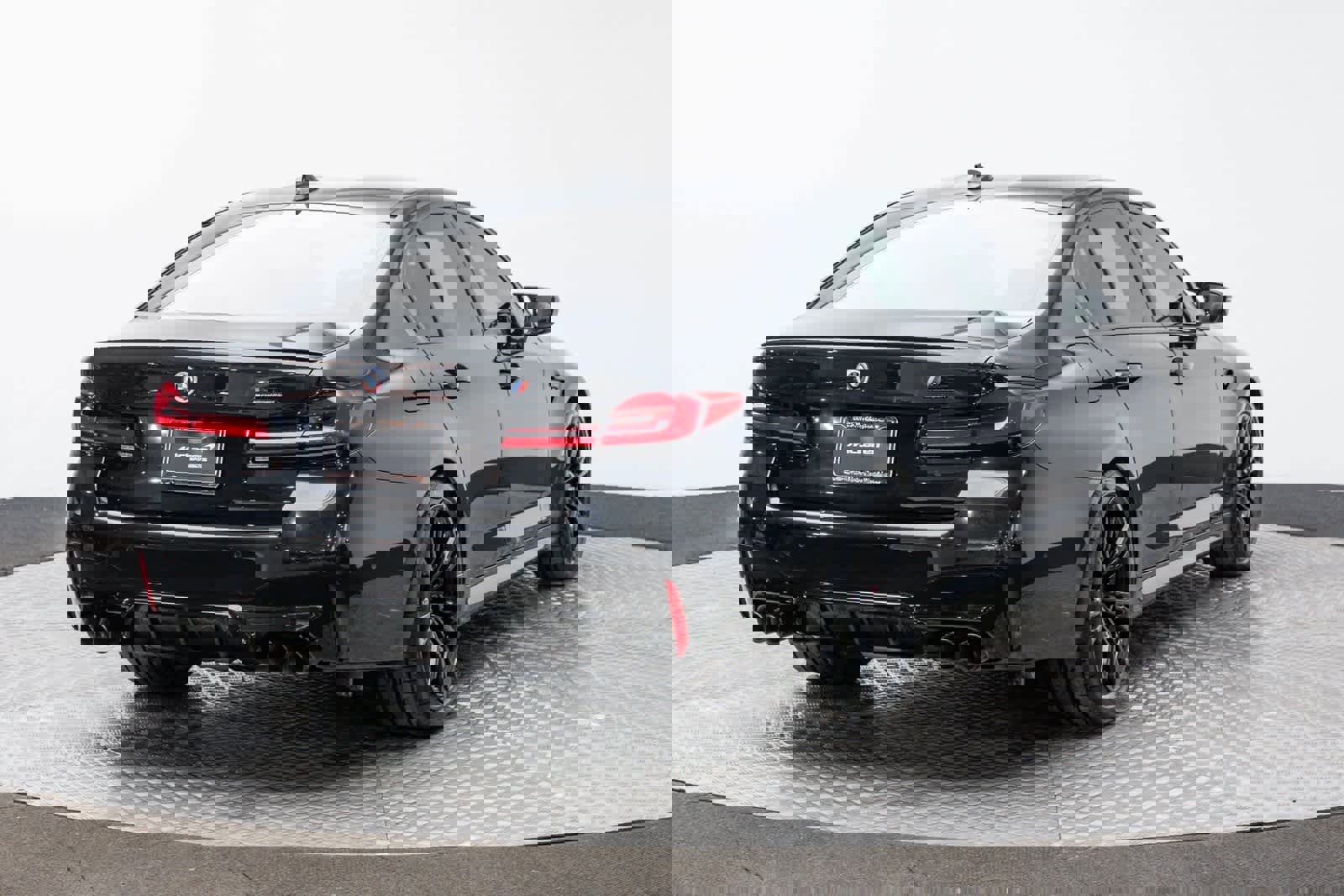 Used 2023 BMW M5 w/ Competition Package image 22