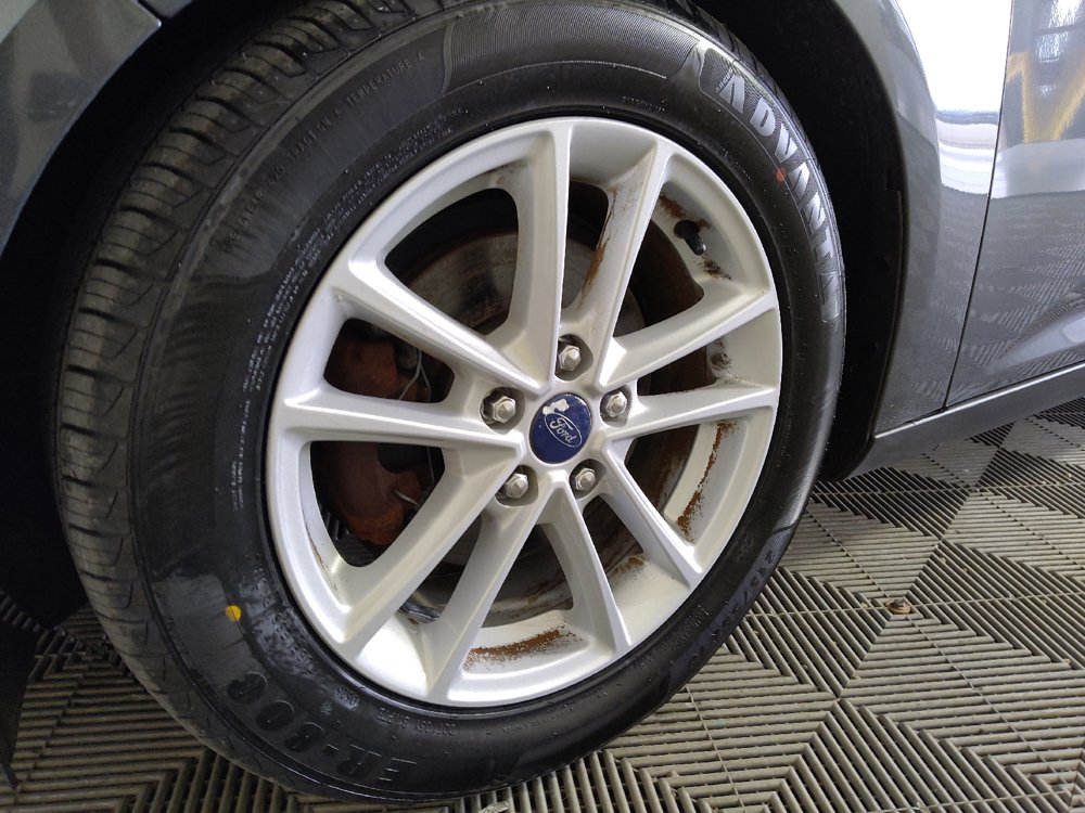 Used 2017 Ford Focus SE FWD image 31