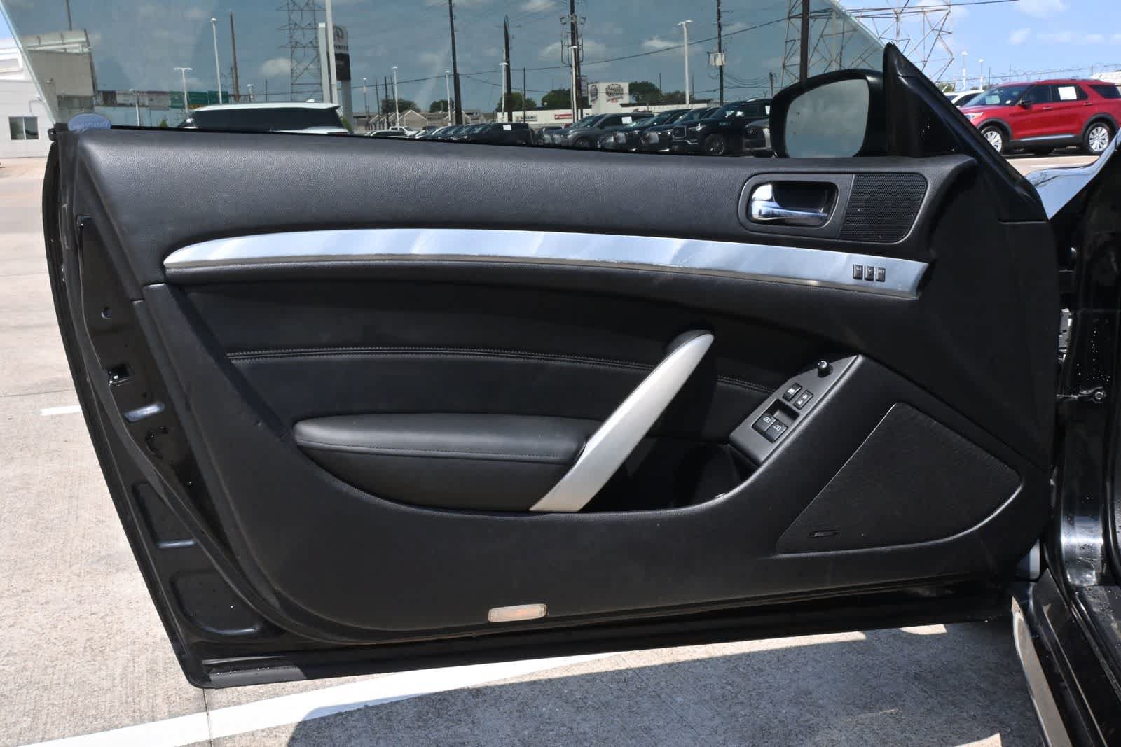 Used 2014 INFINITI Q60 Journey w/ Premium Package RWD image 18