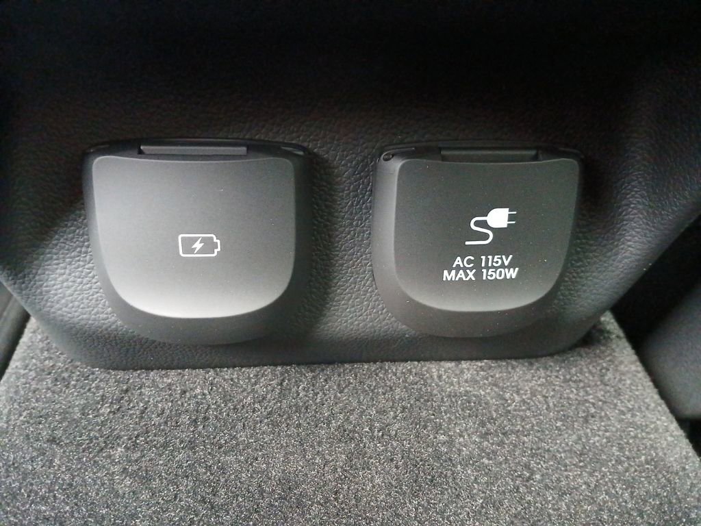 Used 2026 Genesis GV70 3.5T Sport Prestige image 37