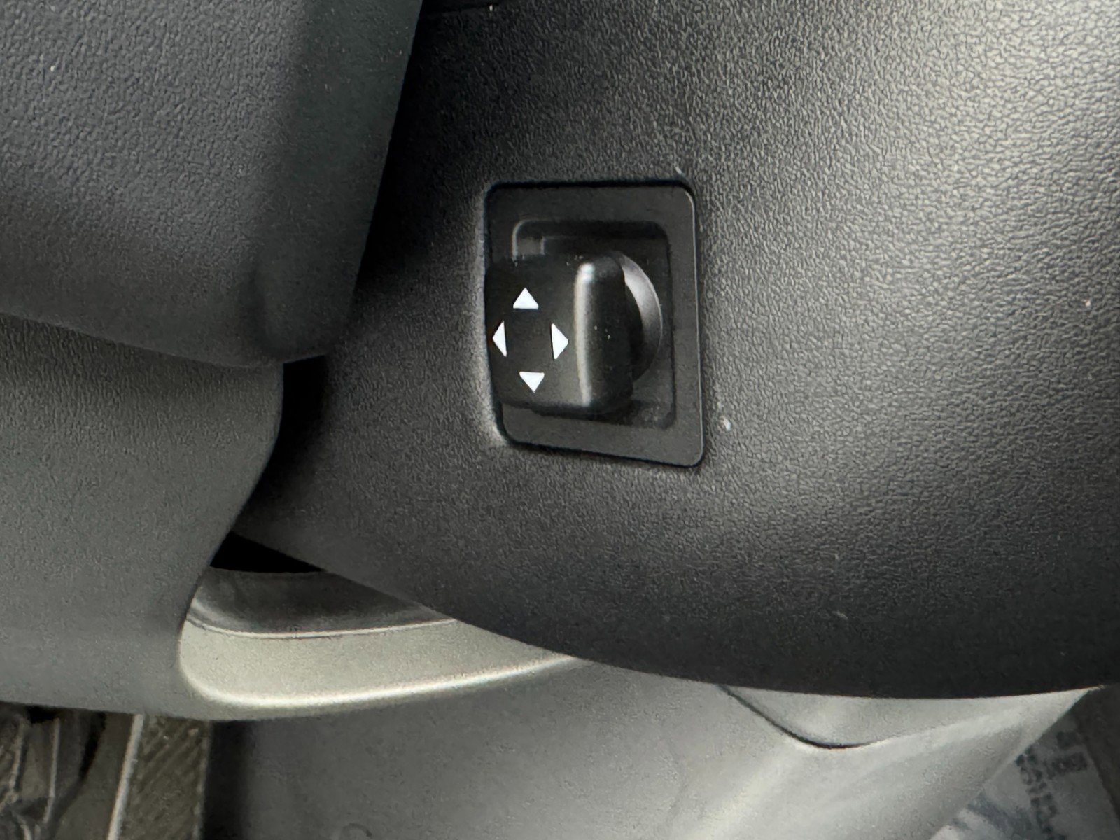 Used 2024 Kia EV9 Land image 20