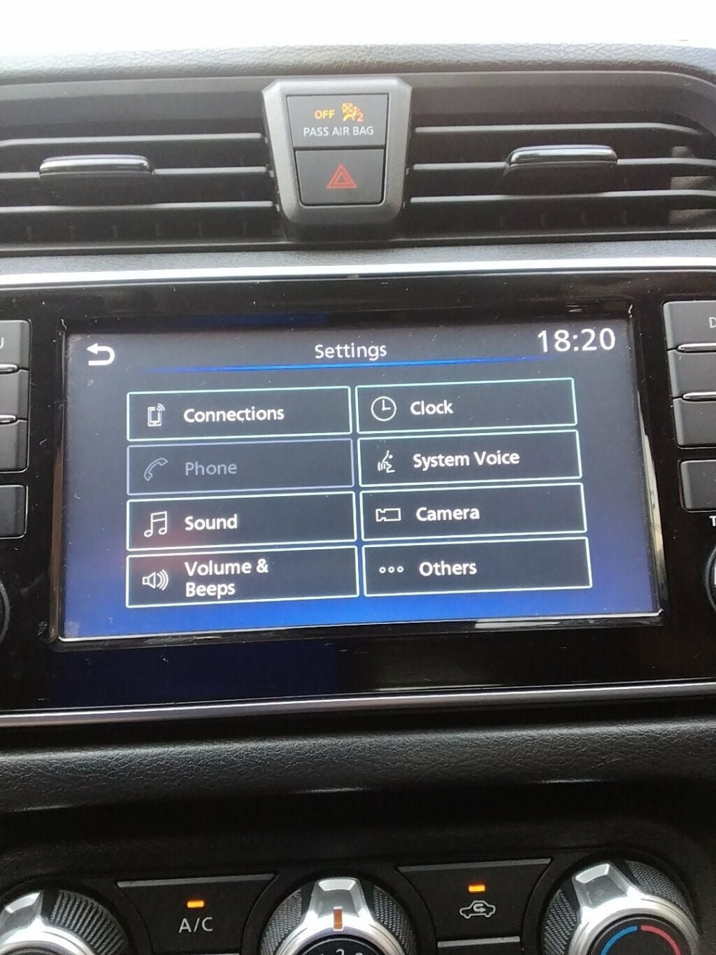 Used 2021 Nissan Versa S FWD image 17