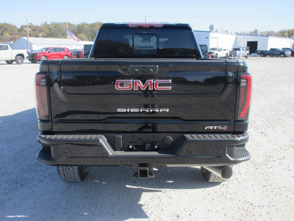 New 2026 GMC Sierra 3500 AT4 w/ AT4 Premium Plus Package AWD/4WD image 5