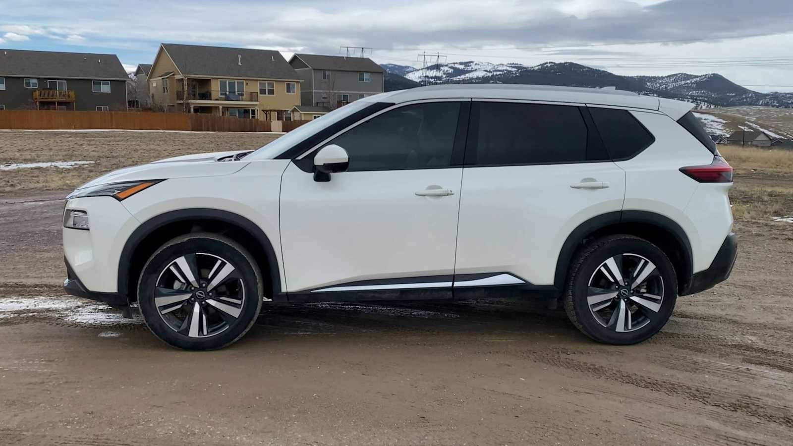 Used 2023 Nissan Rogue SL image 5