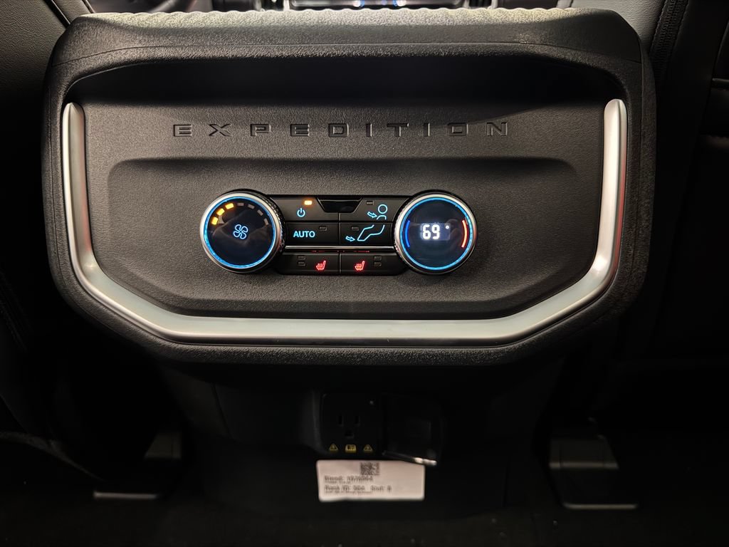 New 2027 Ford Expedition Tremor w/ Driver's Package AWD/4WD image 32