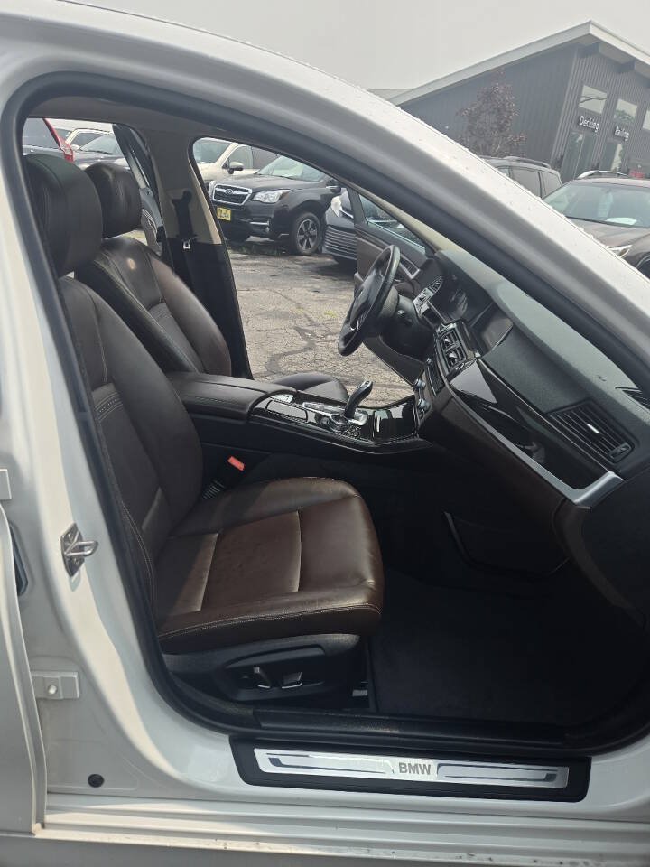 Used 2014 BMW 535i xDrive Sedan AWD/4WD image 18