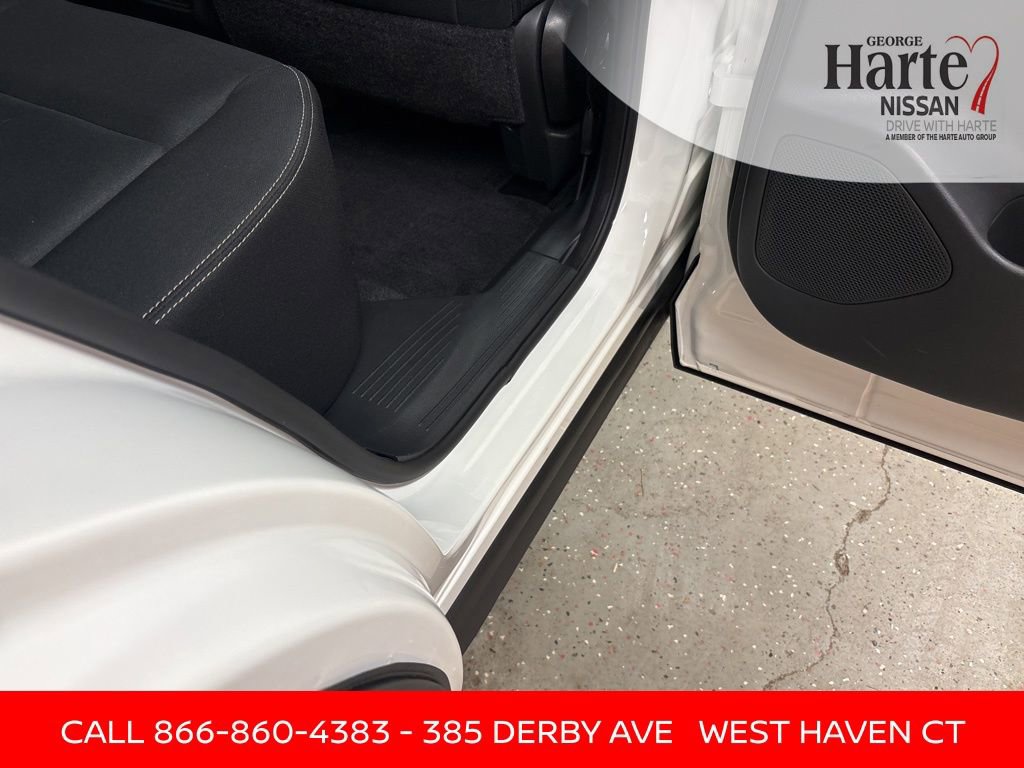 Certified 2023 Nissan Rogue S image 31