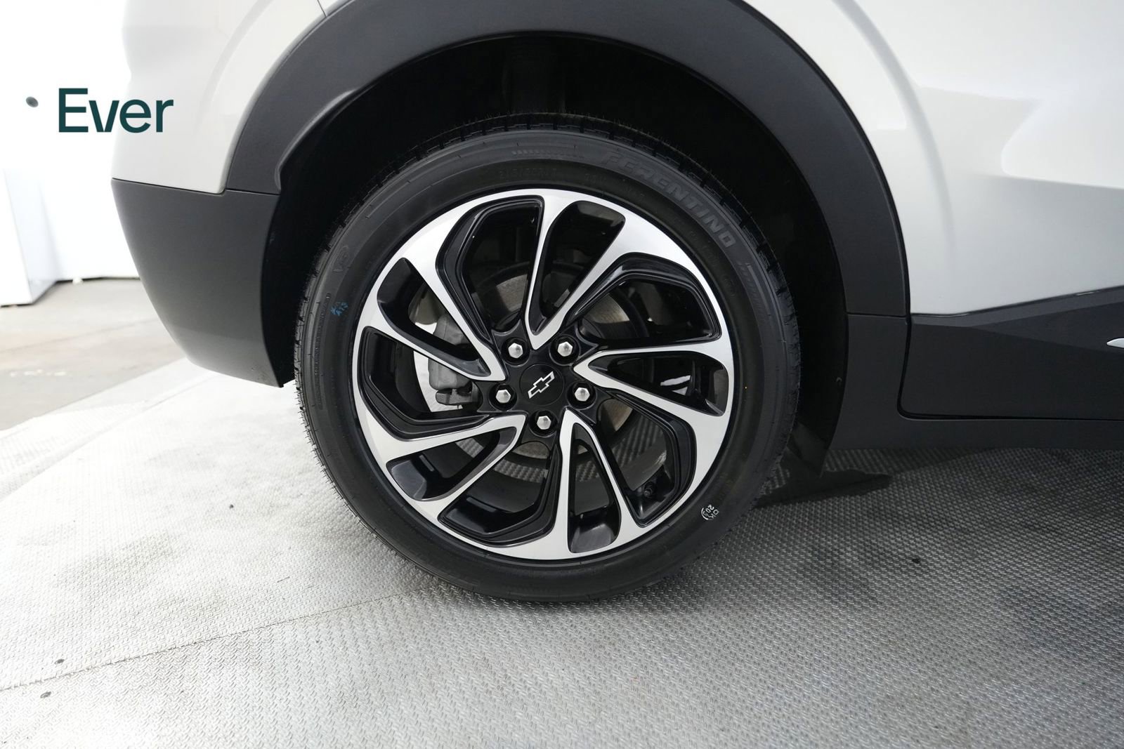 Used 2023 Chevrolet Bolt EUV Premier FWD image 22