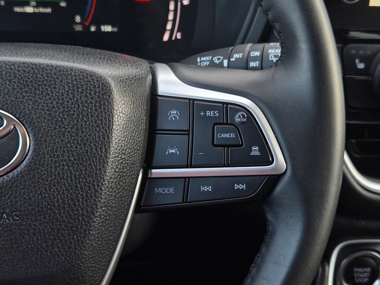 Certified 2025 Toyota Grand Highlander AWD image 21