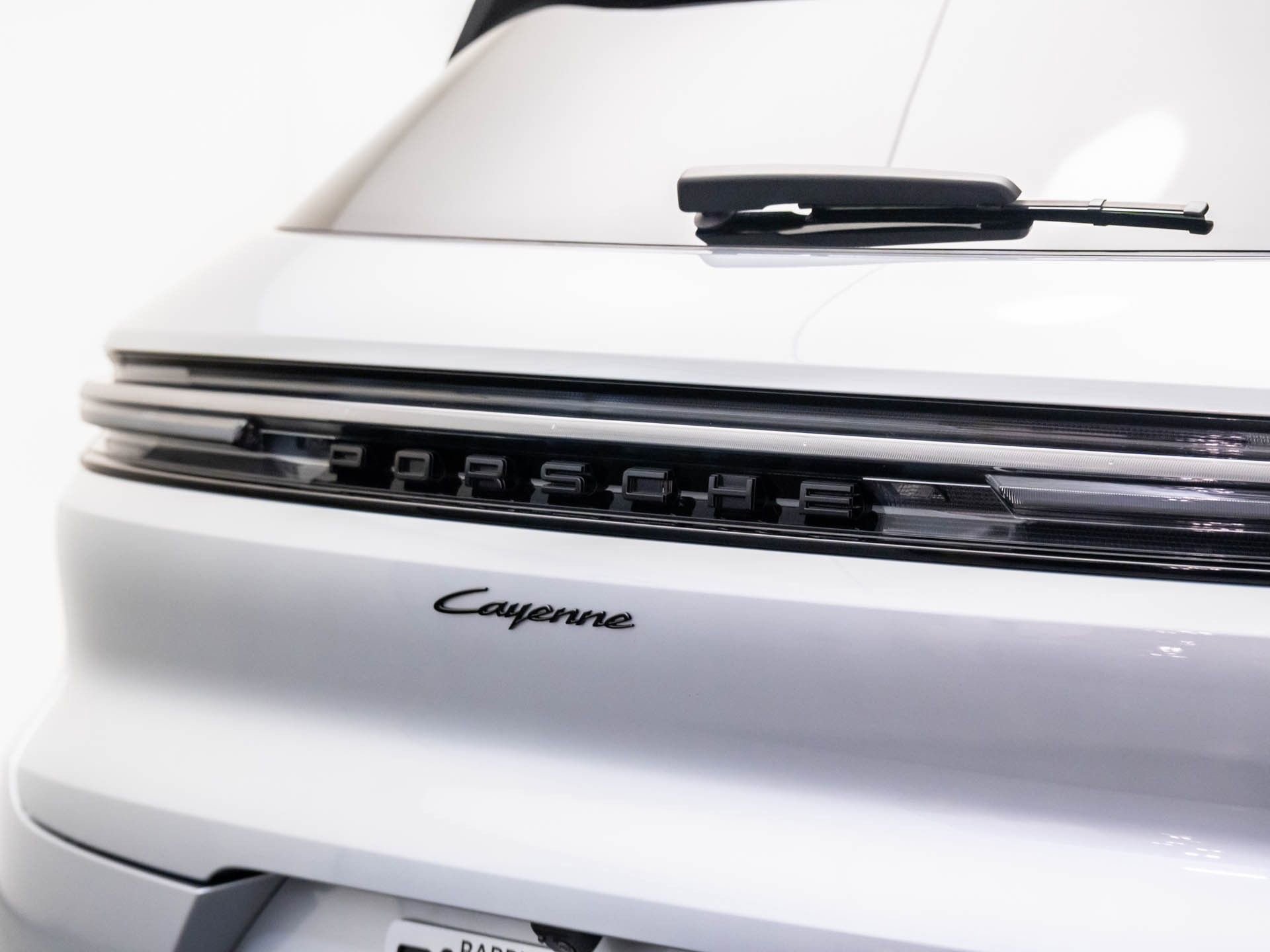 Certified 2024 Porsche Cayenne image 34