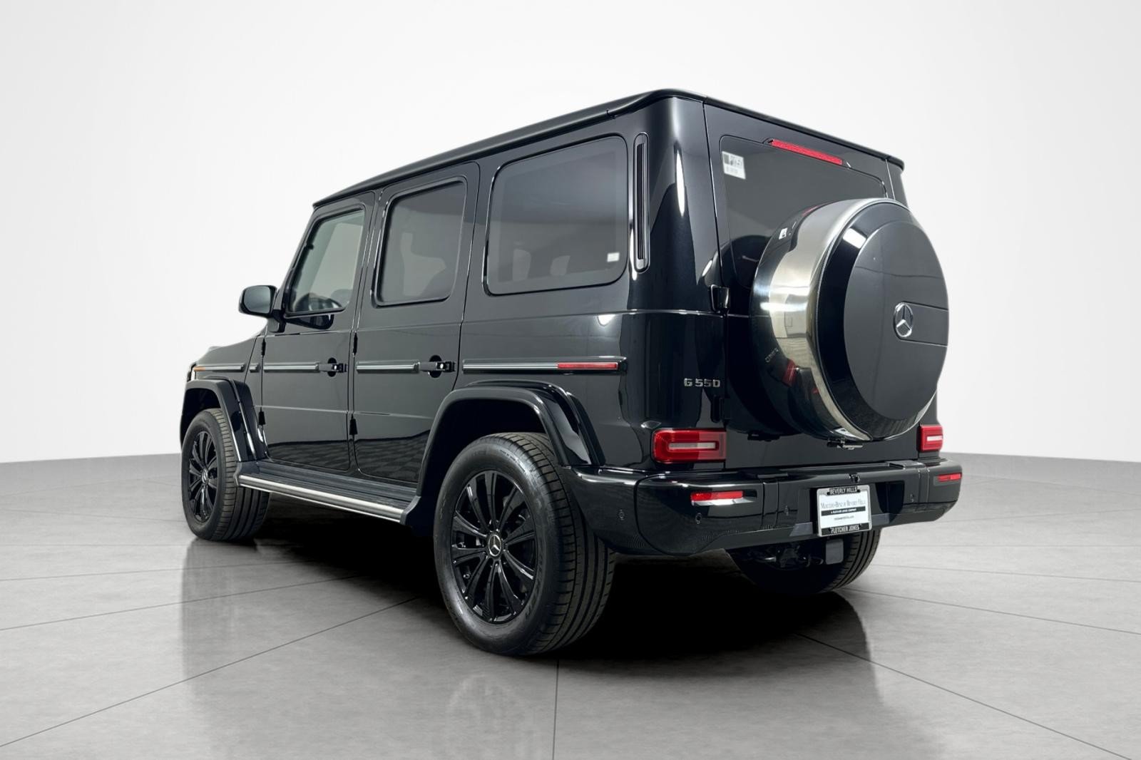 Used 2025 Mercedes-Benz G 550 image 3