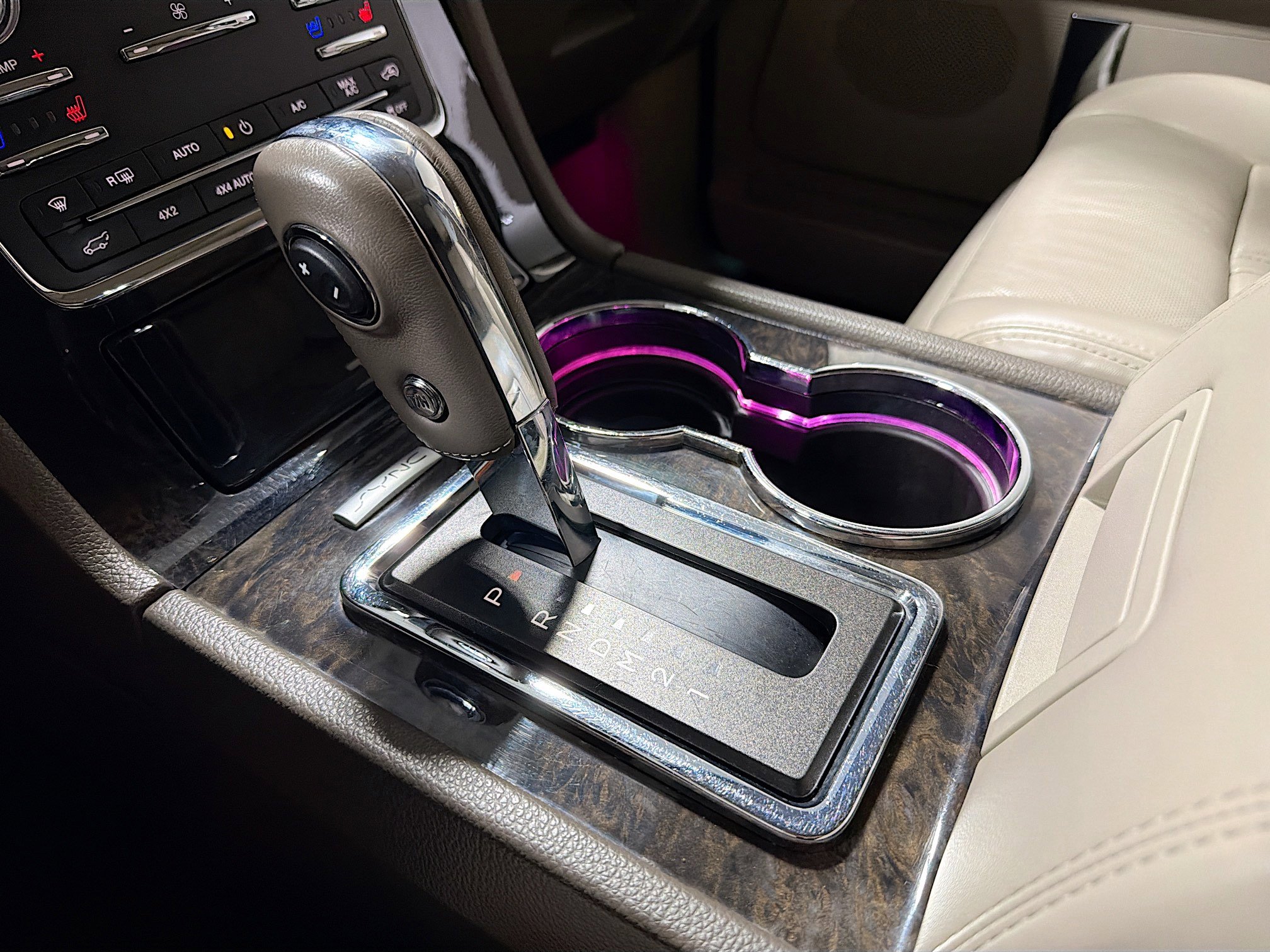 Used 2017 Lincoln Navigator Select image 19