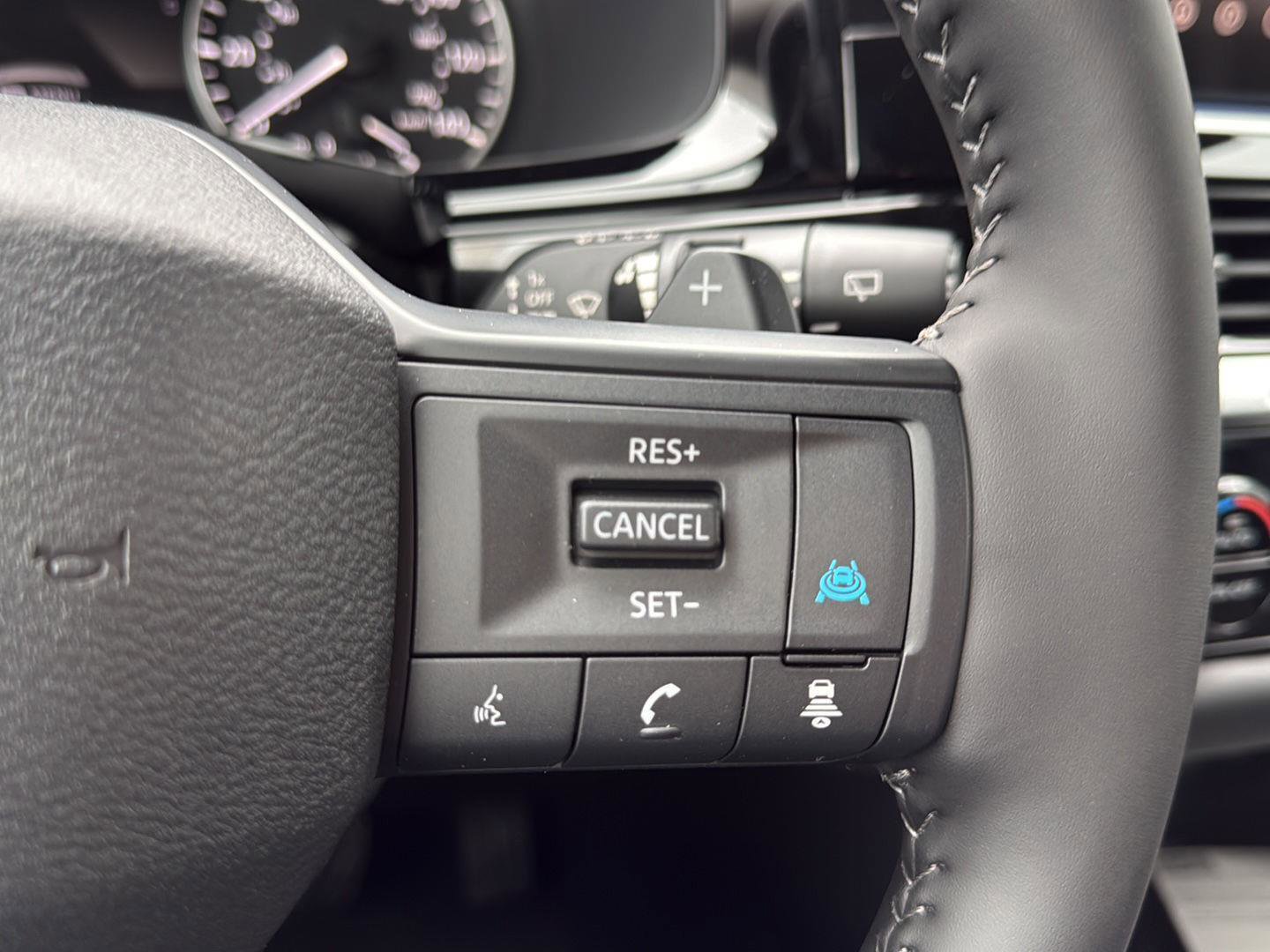 New 2026 Nissan Pathfinder SV AWD/4WD image 12