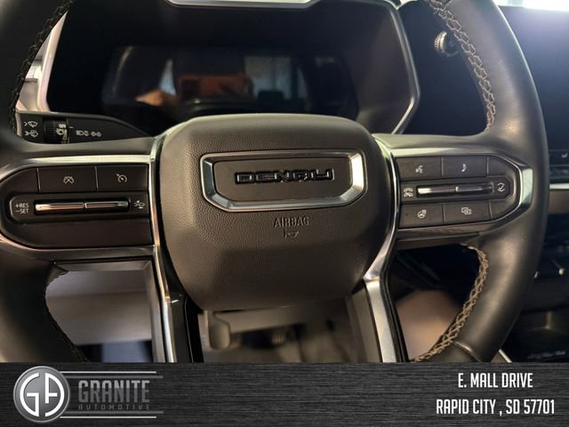 Used 2023 GMC Canyon Denali AWD/4WD image 32