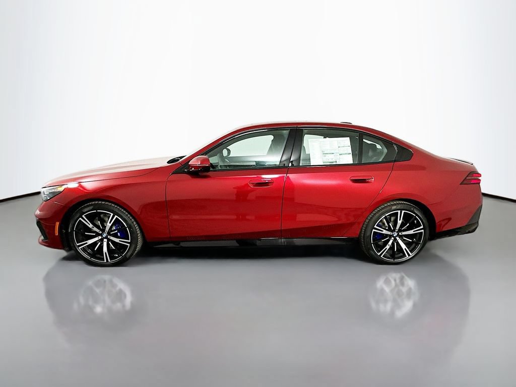 Used 2026 BMW 530i xDrive w/ M Sport Package AWD/4WD image 8