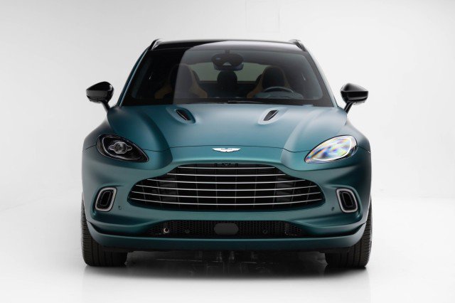 Used 2022 Aston Martin DBX image 5