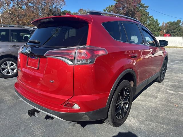 Used 2016 Toyota RAV4 SE image 6