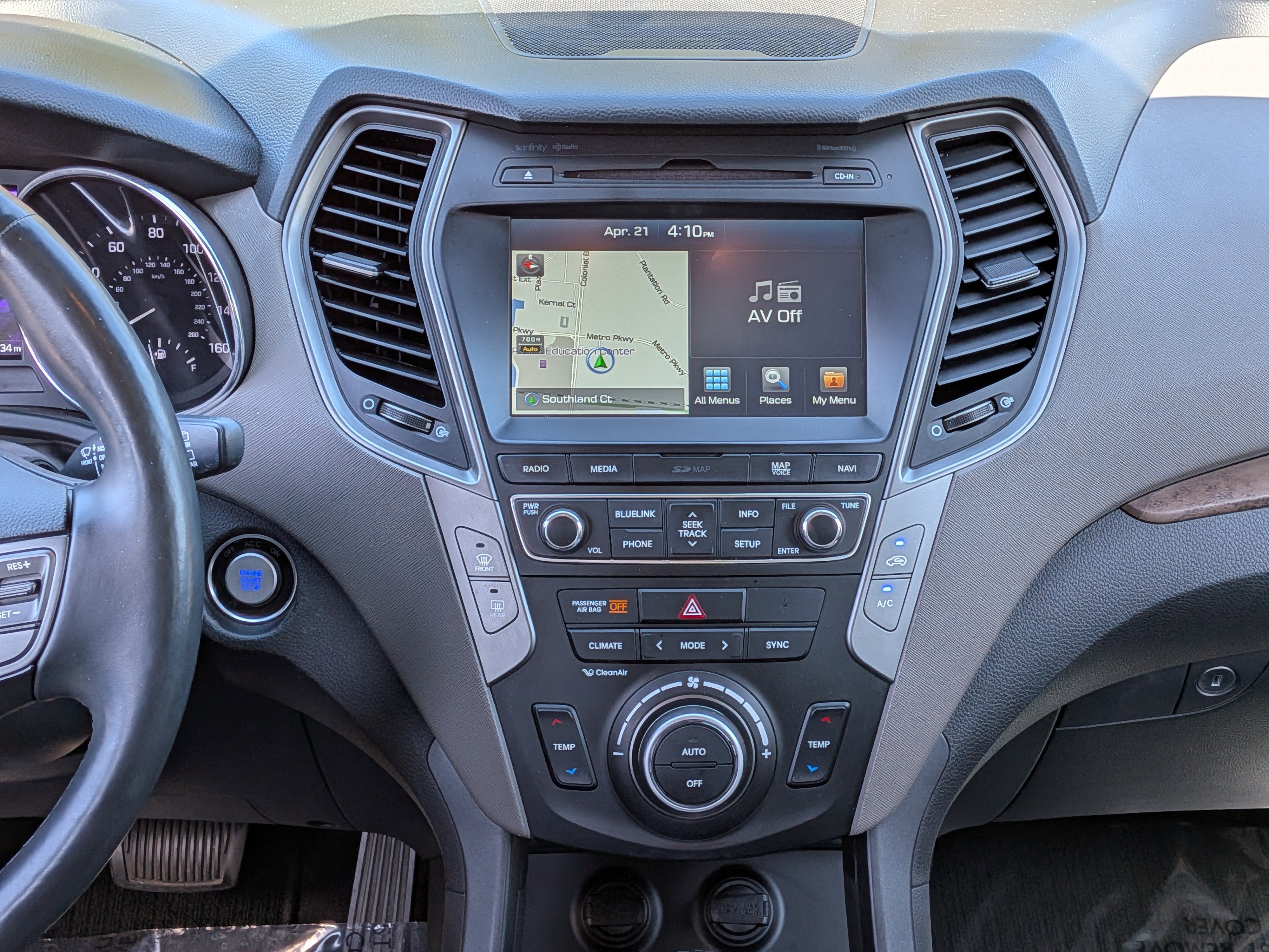 Used 2018 Hyundai Santa Fe Sport w/ 2.4L Tech Package 04 image 19