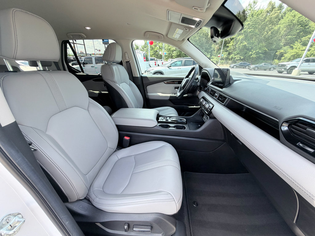 Used 2025 Honda Pilot EX-L image 24