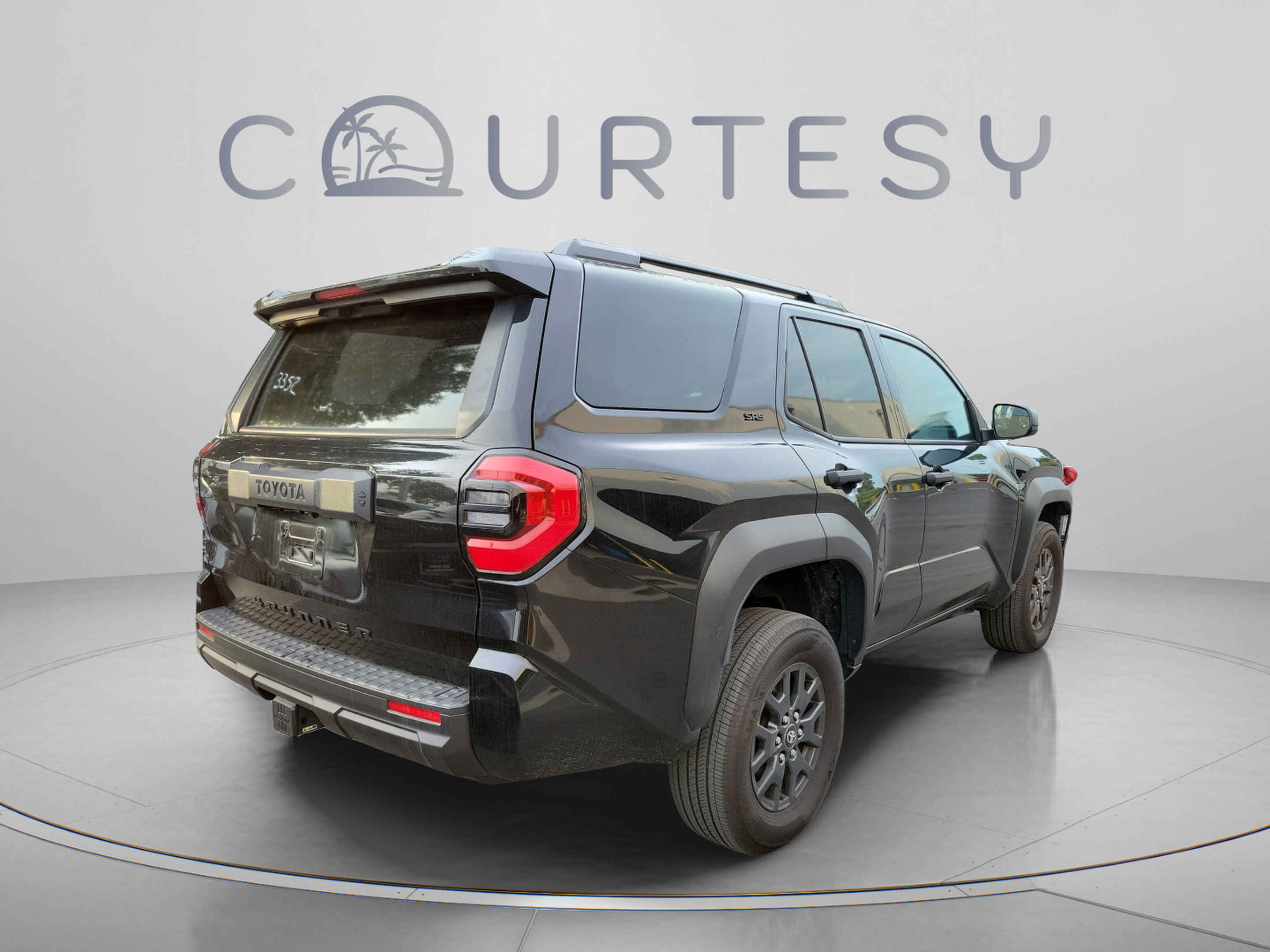 Used 2025 Toyota 4Runner SR5 AWD/4WD image 12