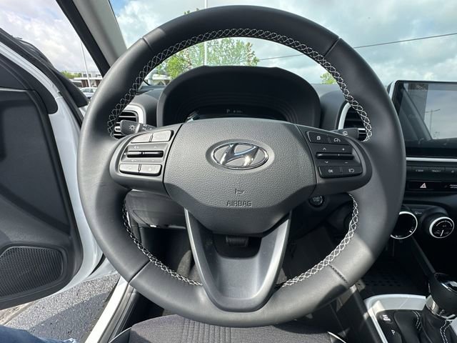 New 2026 Hyundai Venue SEL FWD image 30