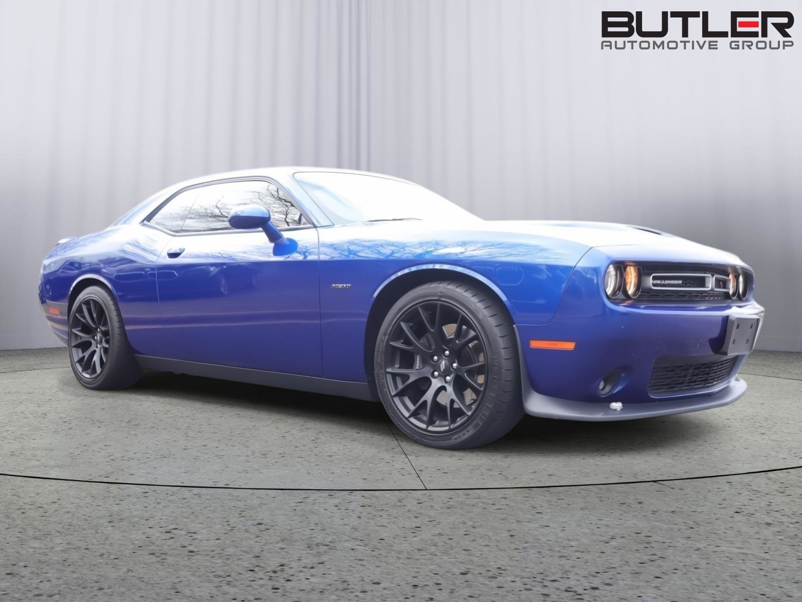 Used 2019 Dodge Challenger R/T w/ Plus Package image 10