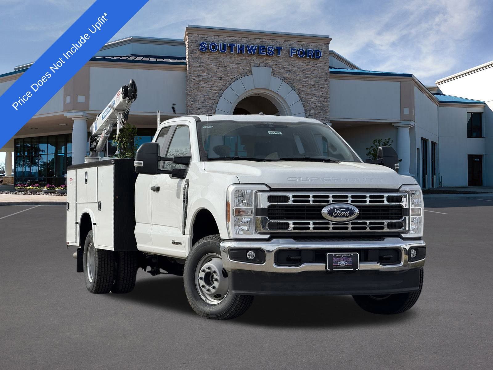 New 2025 Ford F350 XL w/ XL Chrome Package