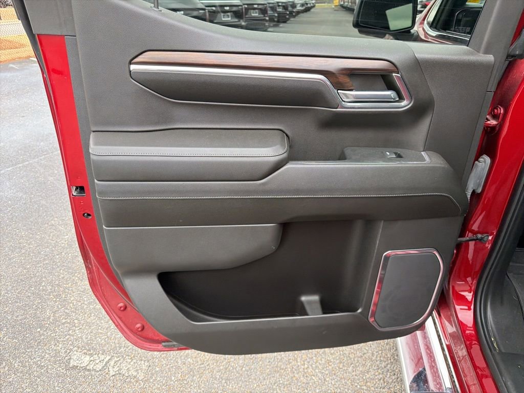 Used 2024 GMC Sierra 1500 SLT w/ SLT Convenience Package image 19