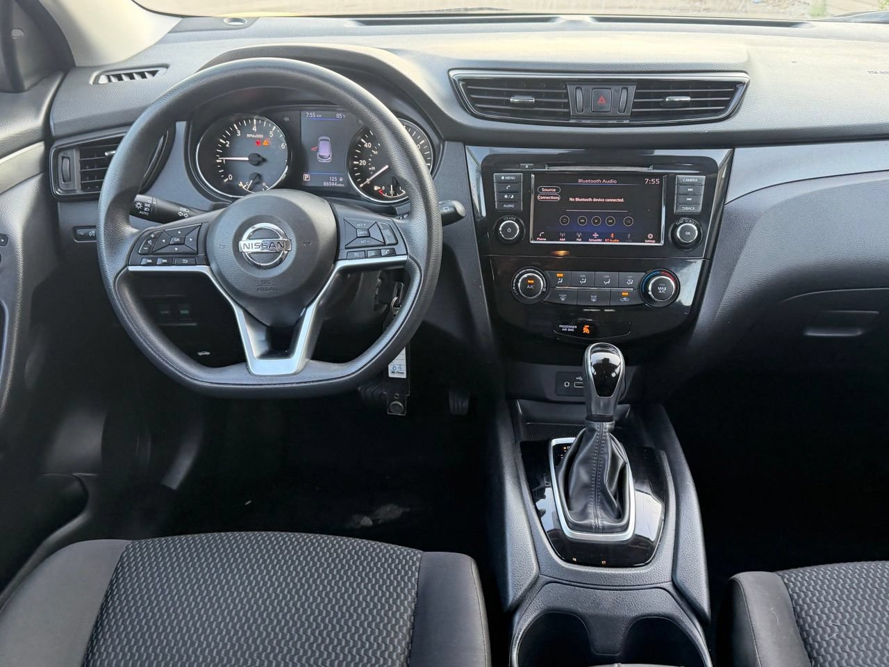 Used 2020 Nissan Rogue Sport S FWD image 9