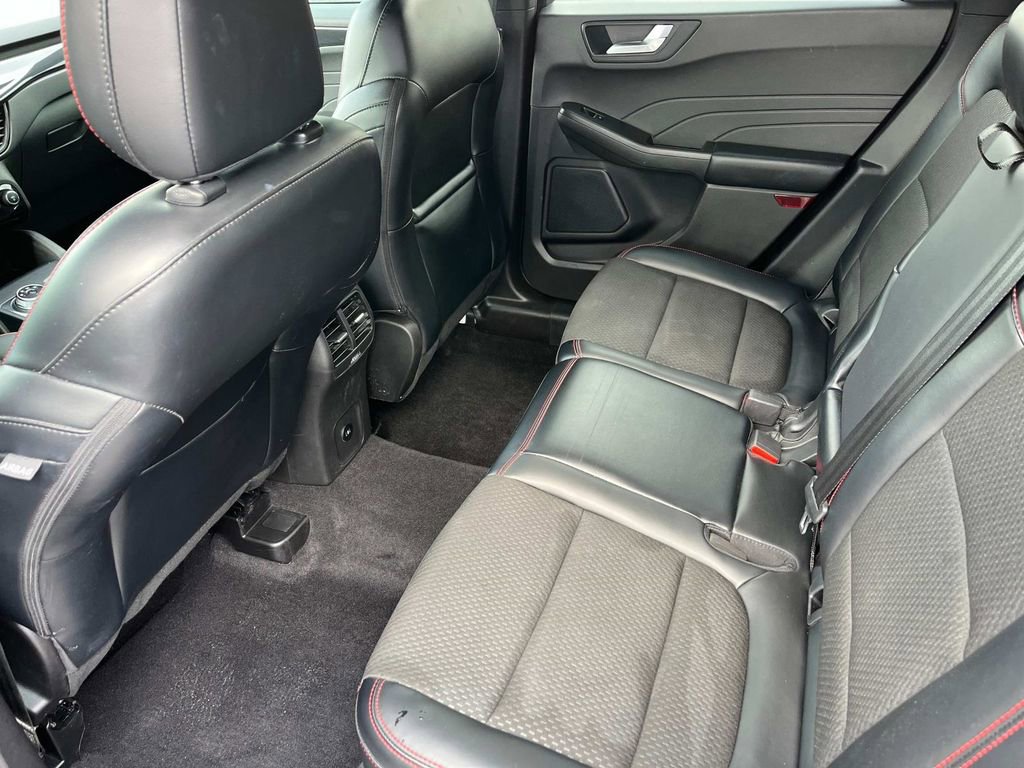 Used 2023 Ford Escape ST-Line w/ Tech Pack #1 image 16