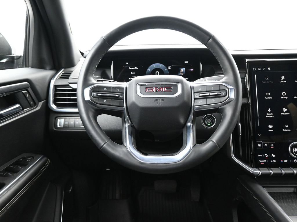 Used 2025 GMC Acadia Elevation image 10
