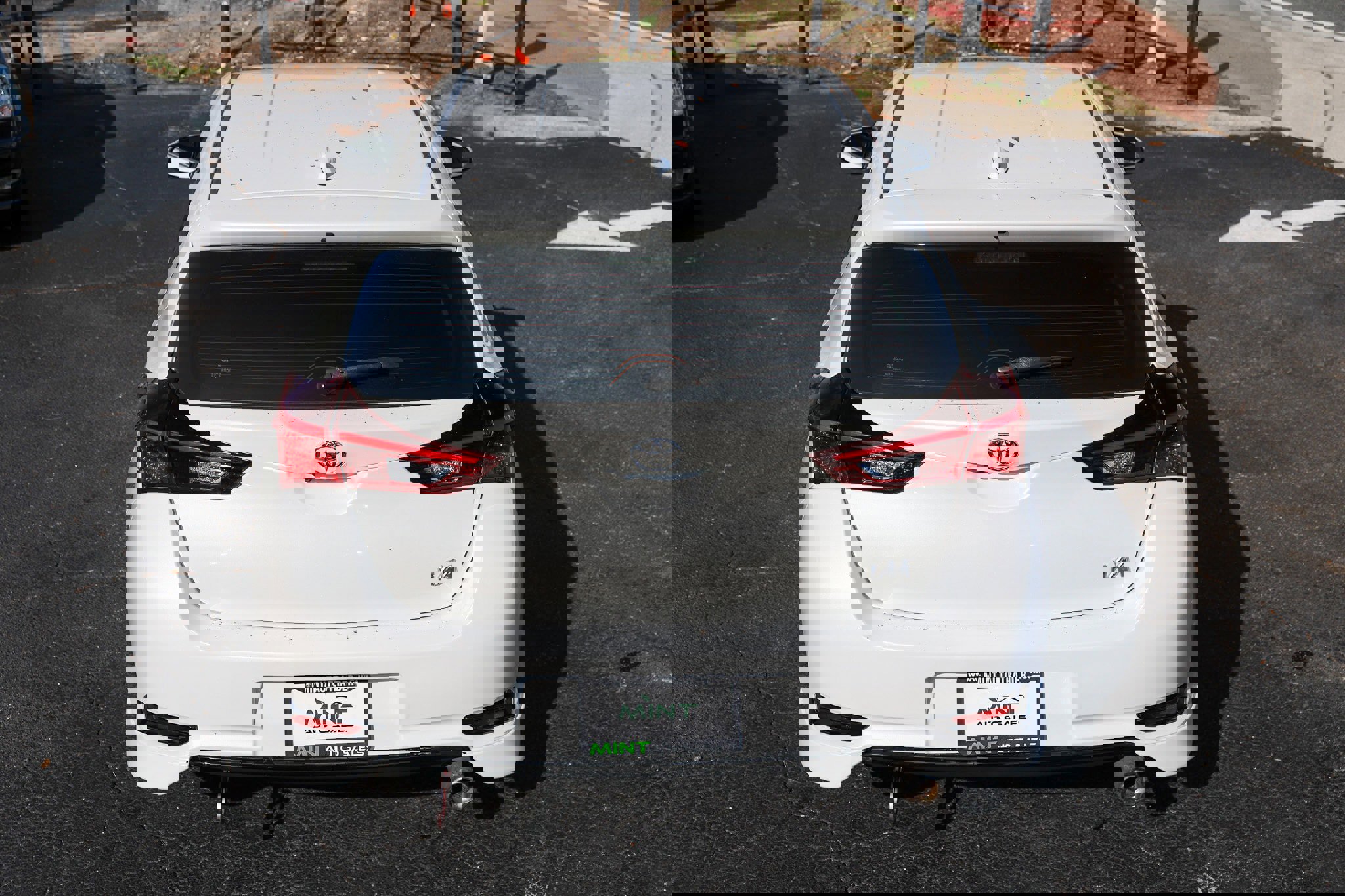 Used 2017 Toyota Corolla iM image 14