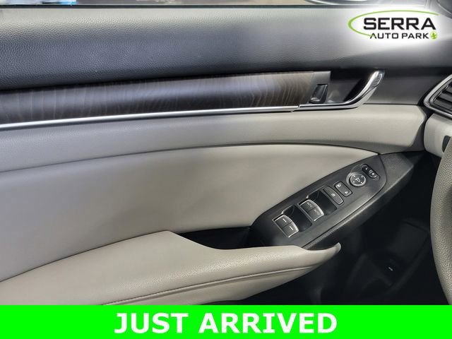 Used 2019 Honda Accord EX image 23