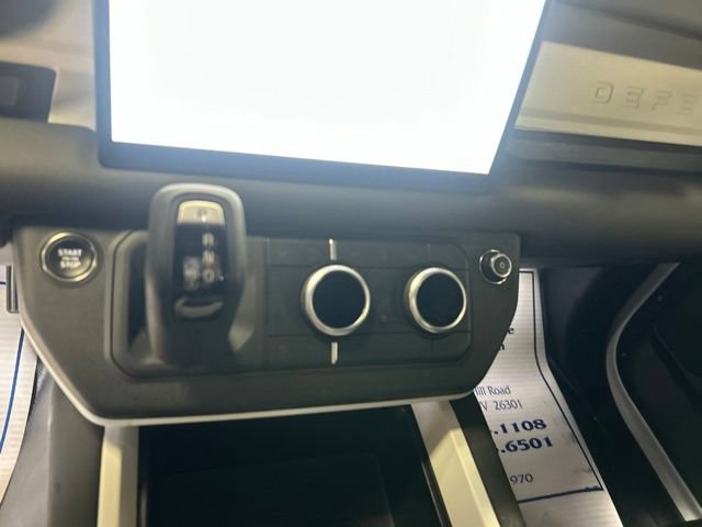 Used 2025 Land Rover Defender 110 S AWD/4WD image 15