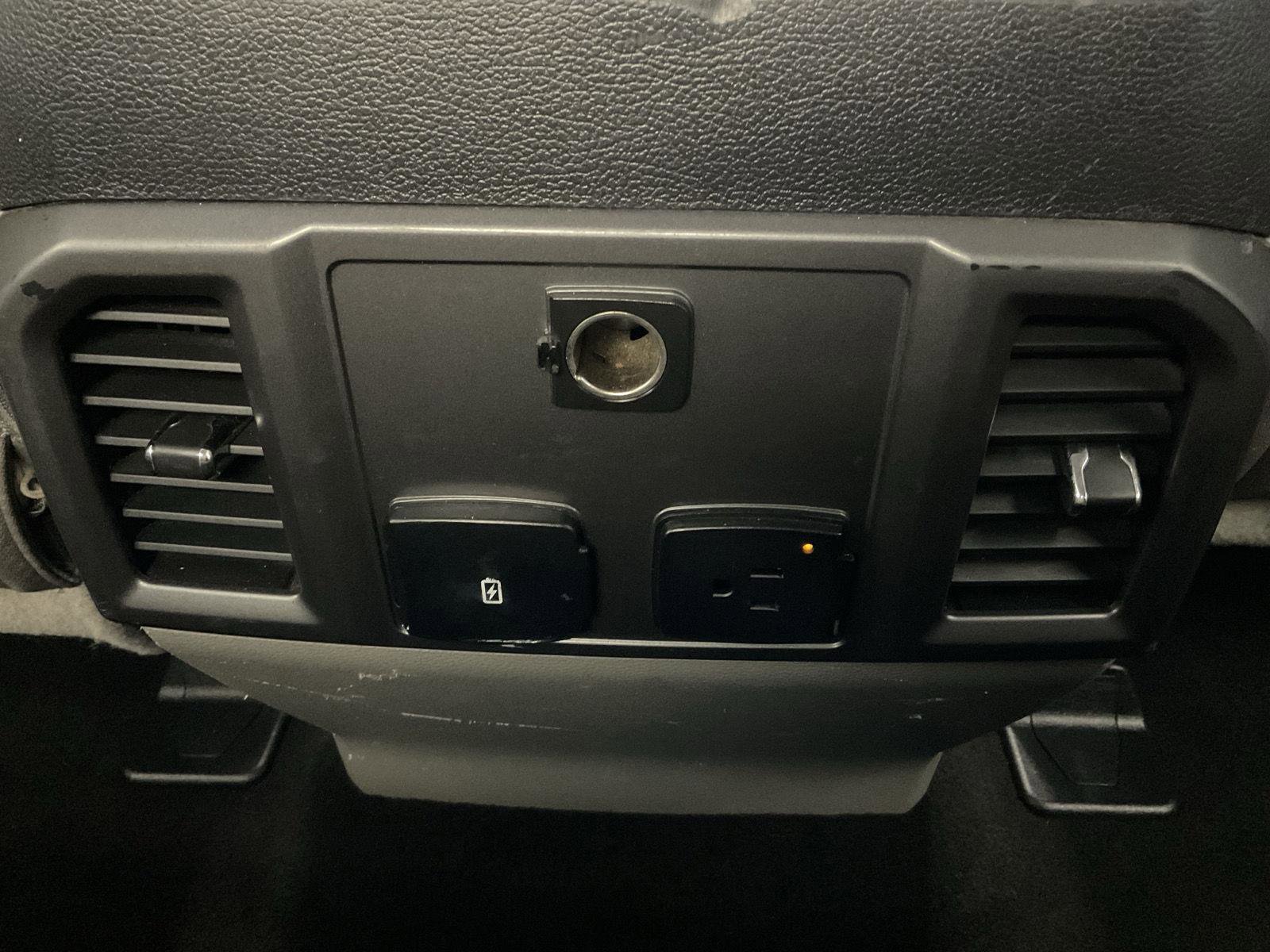 Used 2019 Ford F250 XLT w/ XLT Value Package image 16