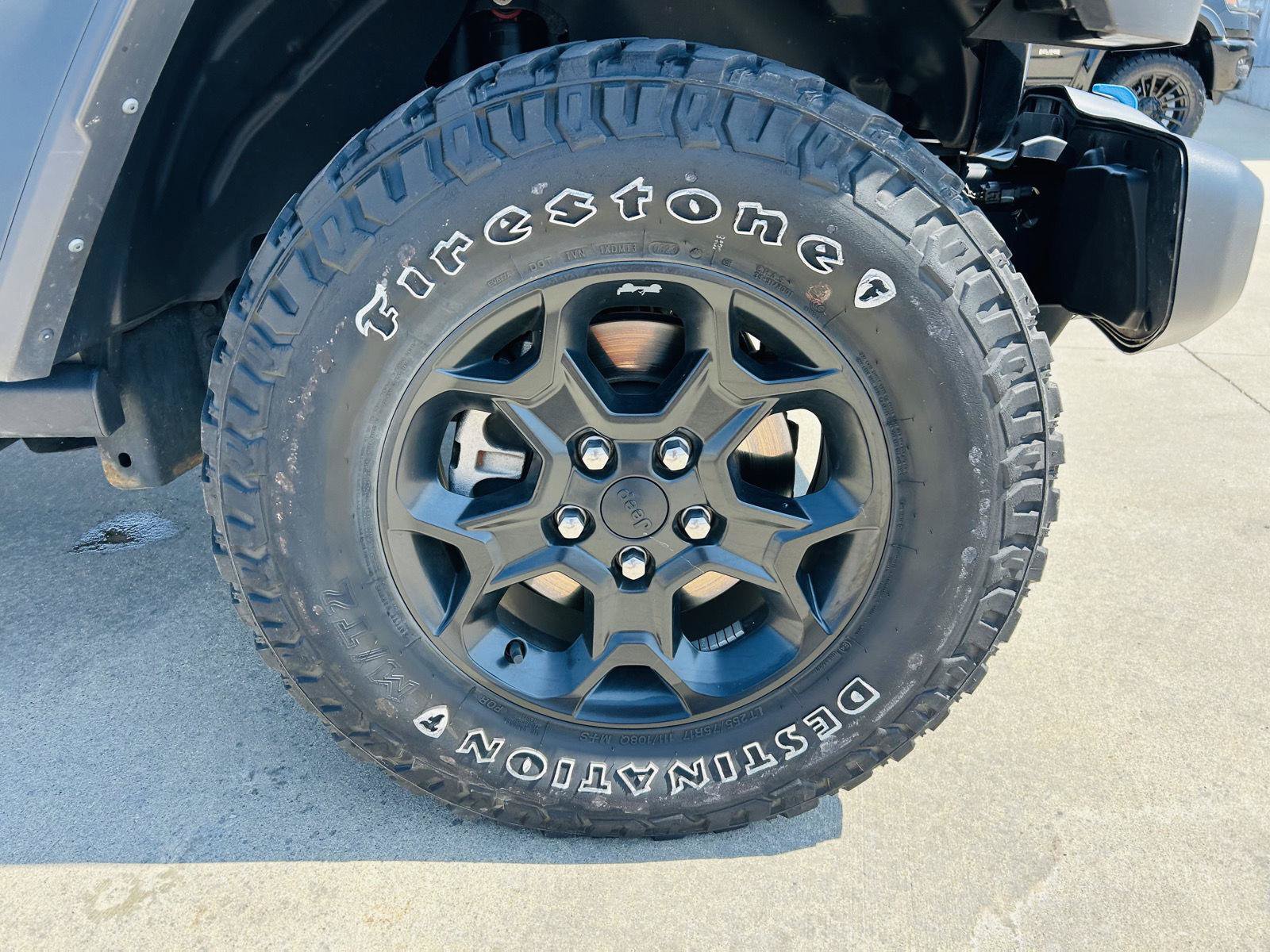 Used 2023 Jeep Wrangler Unlimited w/ Cold Weather Group AWD/4WD image 36