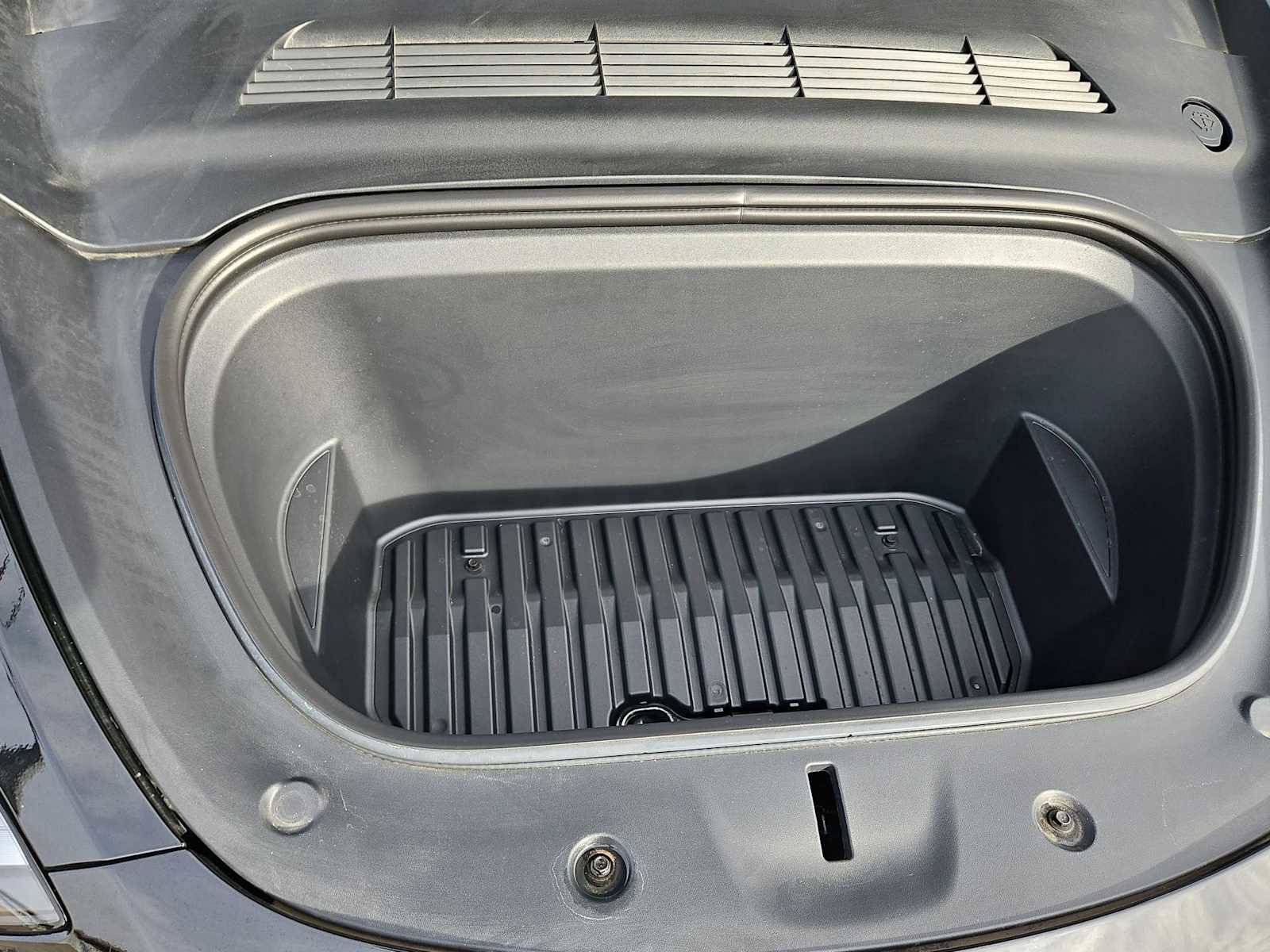 Used 2022 Tesla Model Y Performance image 14