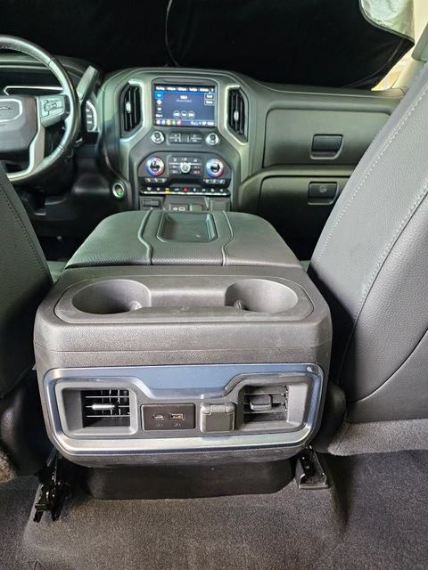 Used 2022 GMC Sierra 2500 Denali w/ Denali Black Diamond Edition AWD/4WD image 39