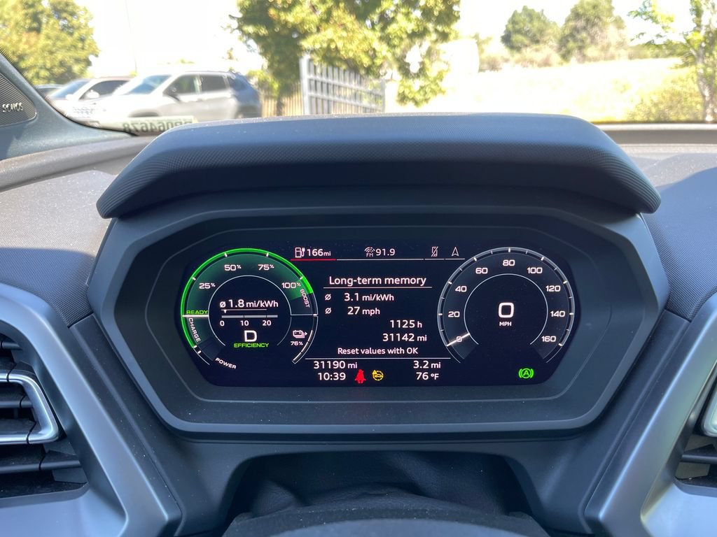 Used 2023 Audi Q4 e-tron Premium Plus w/ Premium Plus AWD/4WD image 5