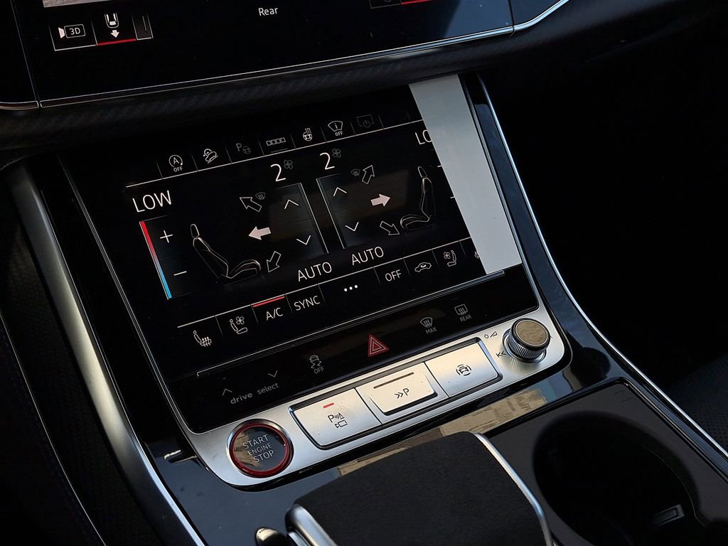 New 2026 Audi RS Q8 performance image 13