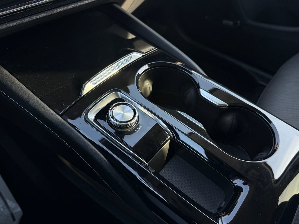 Used 2024 Buick Envision Sport Touring image 30