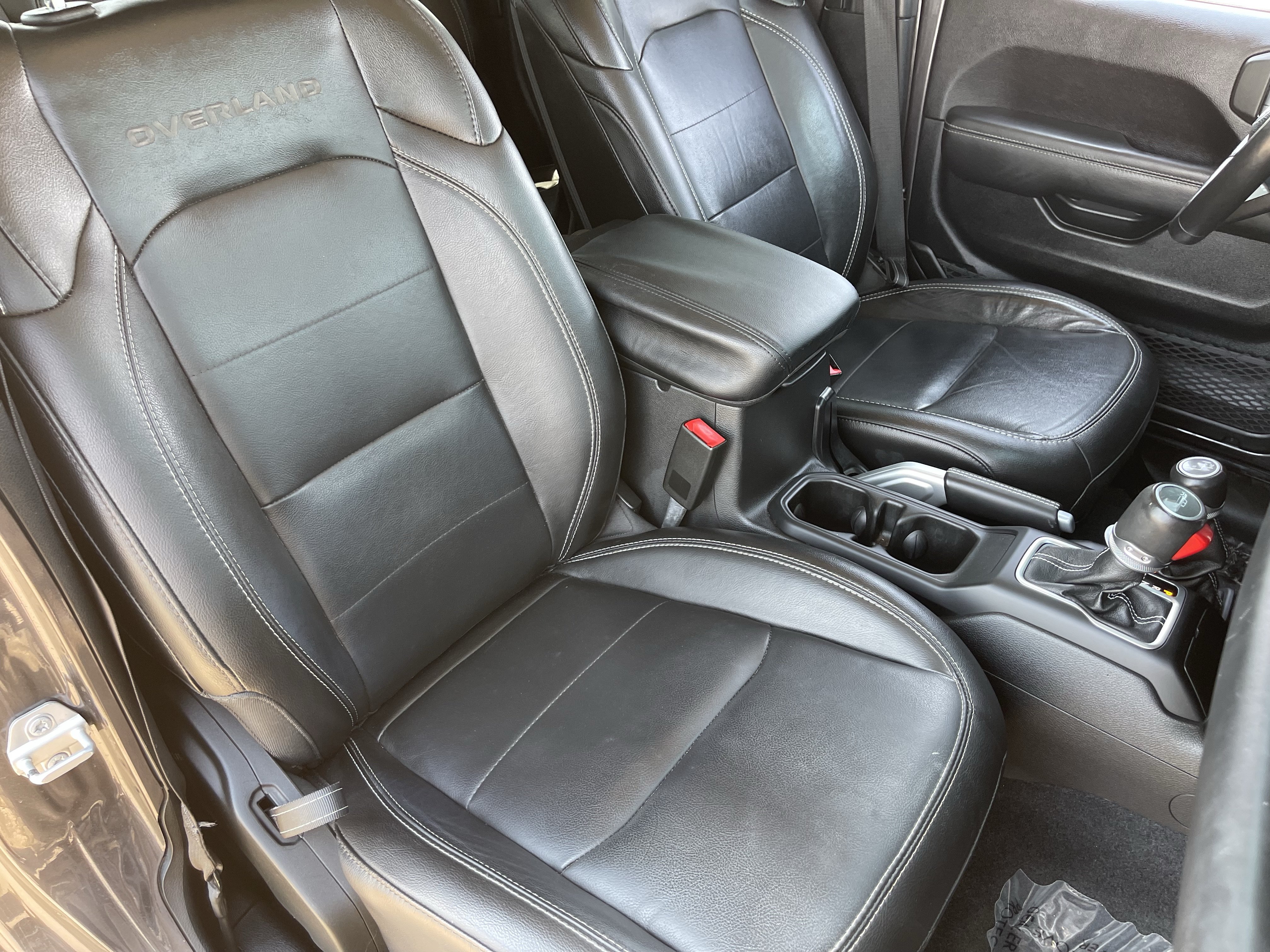 Used 2020 Jeep Gladiator Overland AWD/4WD image 9