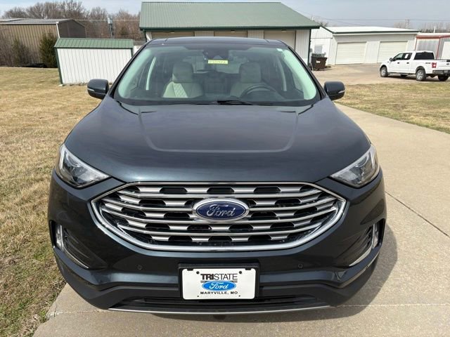 Used 2024 Ford Edge Titanium video 2