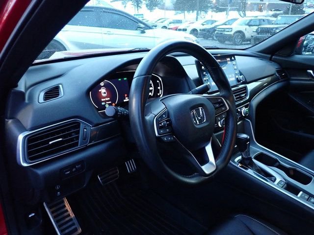 Used 2018 Honda Accord Sport image 14